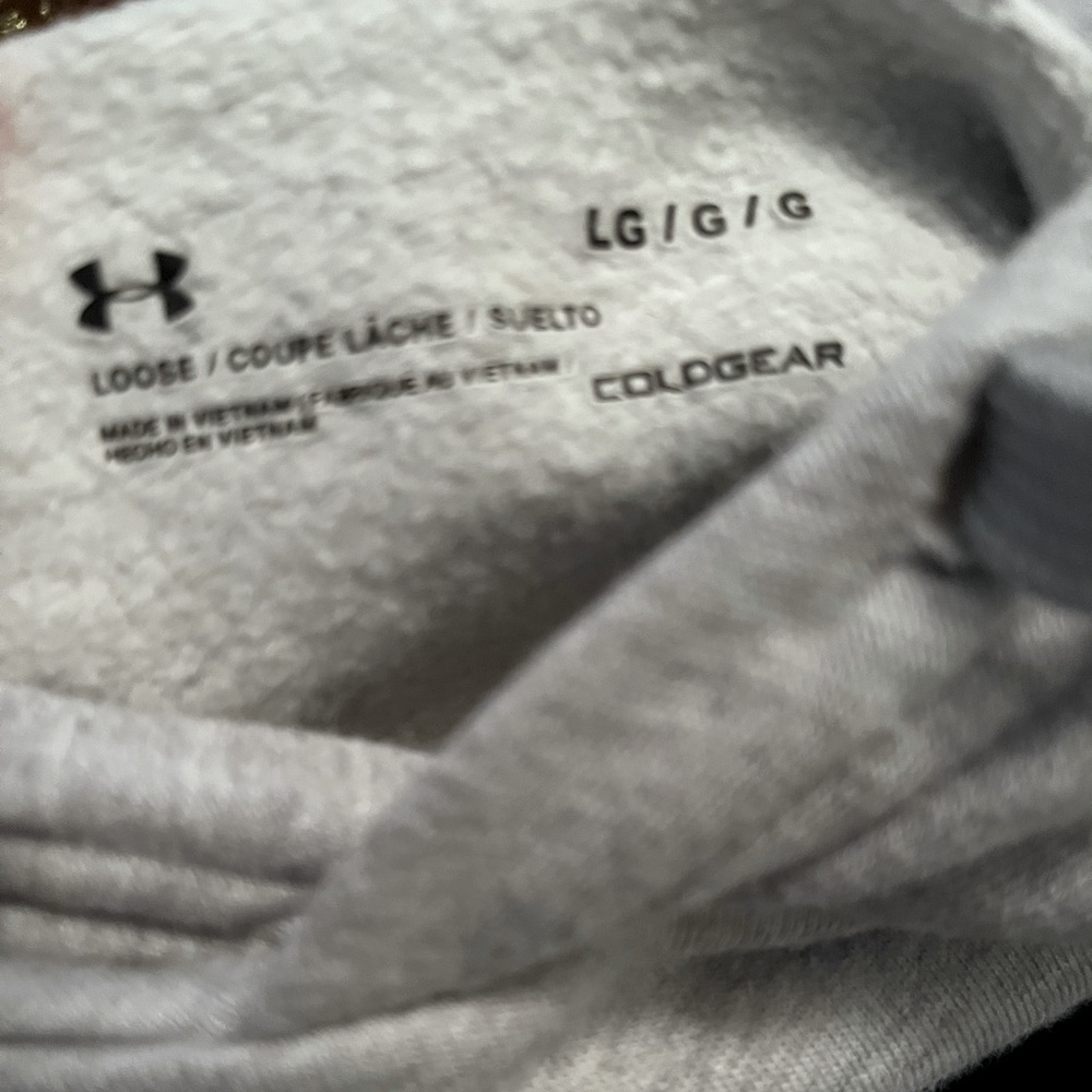 Great hoodie! I have too many and didn’t find any use for this one